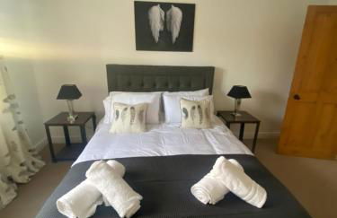 THE ENCHANTED COTTAGE - Foto 3