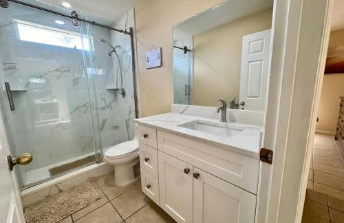 4701-Lake Berkley villa- Renovated 3 bed - Foto 24