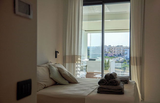 White Coast - Photo 8