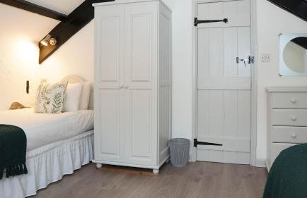 Ta Mill Holiday Cottages & Lodges - Forge Cottage - Foto 22