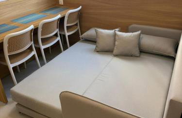 Arretado de bom ! A 250 m da praia de Boa Viagem, 3 km do aeroporto, próximo aos shoppings, com WI-FI 560 Mbps, coworking, piscina e academia - Foto 17