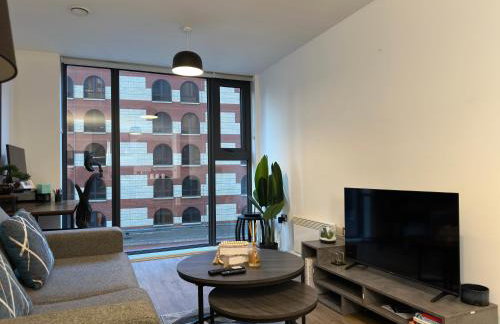 Cozy City Centre Apartment with Free Gym and Free Coffee - Photo 66