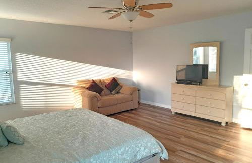 Private pool villa with game room close to theme parks! - Foto 44