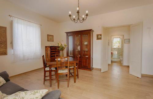 Dreamy Apartment with Veranda, Pool and Parking - Foto 10