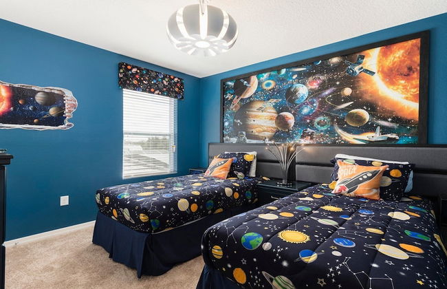 Solterra Resort Davenport FL Clubhouse Area - 7 Bedroom 6 Bath Home with Private Pool Spa - Lazy River 20 min from Disney - Foto 6