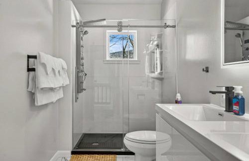 Amazing Views Hot Tub Deck FirePit & Game Room - Foto 52