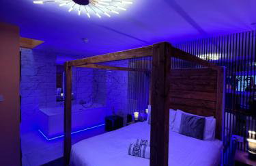 Luxury Jacuzzi Suites Halifax - Foto 26