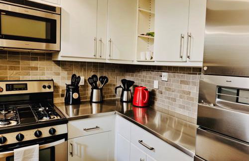 Stylish Venice Escape Near the Marina & Beachfront - Foto 23