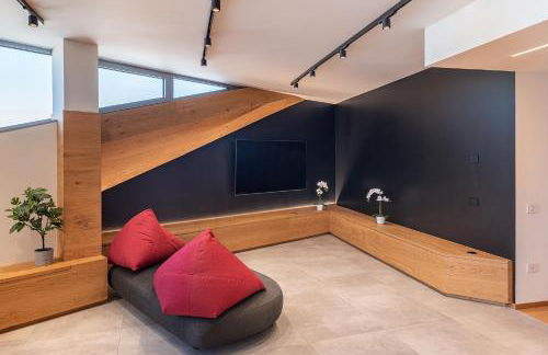 [Attico di Design] a 5 min da Centro e Fiera - Foto 13