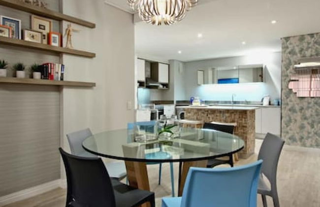Incredible Clifton Apartment w 180 Sea Views Dunmore Blue - Foto 18