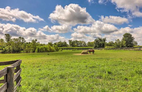 Peaceful Lebanon FarmhouseandRanch with Pool! - Foto 2