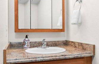 Moose Meadows- Near the airport, centrally located - Foto 6