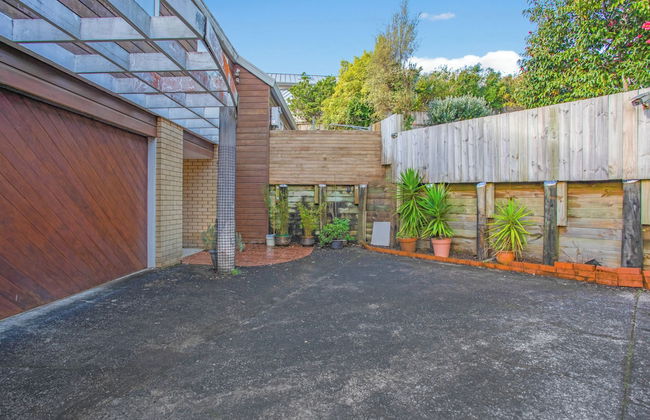 Glen's Hidden Gem with Parking and Deck - Photo 38