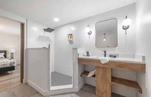 Contemporary Oaks | Heated Pool + Screened Lanai - Foto 24