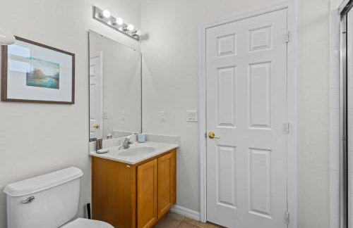Family Nest 4-Bedroom Home Near Disney World - Photo 33