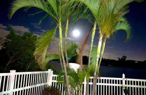 Bayshore Yatch Tennis Condo 2br 3 beds, Walking Distance to Beautiful Quite Beach - Foto 35