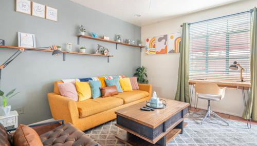 Vibrant 2BR DT Living, Stylish & Serene Stay - Foto 1