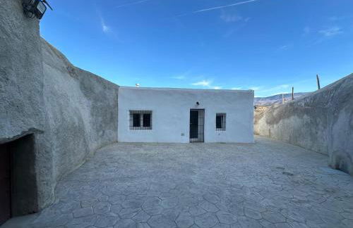 Cortijo MAMANGUEÑA PISCINA Y CUEVA - Foto 27