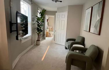 Charming Townhome in Federal Hill - Photo 8