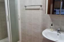 Piso céntrico 3 dormitorios con 2 baños cerca de la feria - Foto 11