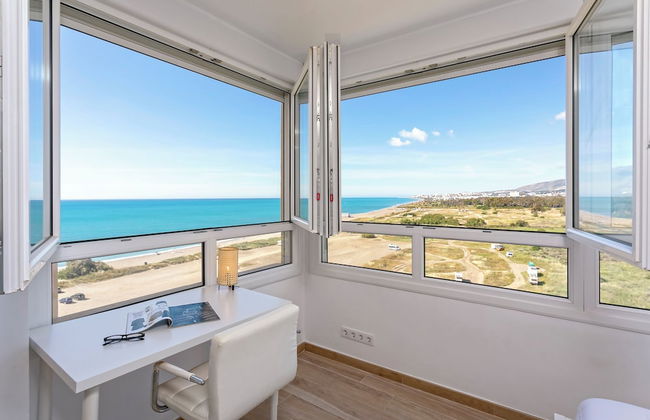 Sunstay Guadalmar Loft Seaview - Photo 6