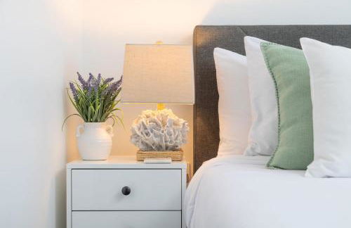 2 Bedroom House - Fire Pit Table BBQ - Downtown - Foto 26