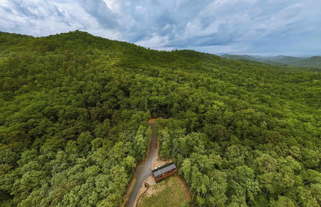 Meraki Escape - Log Cabins w/Hot Tubs + Pet Friendly - Foto 43