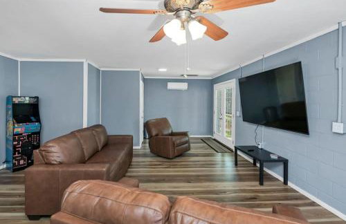 Saluda Shores Sleeps 11 - Foto 48