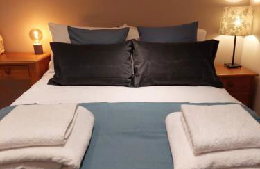 Private Garden Lodge in Christchurch, Dorset for 4 - dogs welcome! - Foto 2