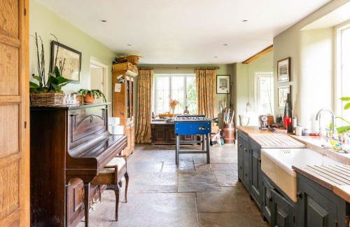 Seymour House - Photo 17