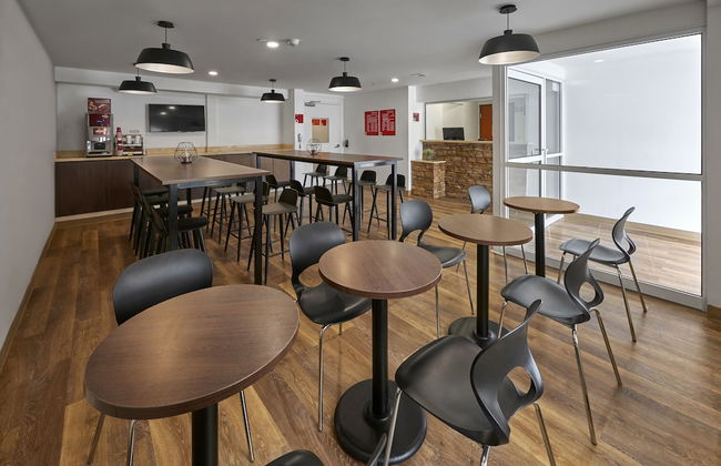 Extended Suites Monterrey Aeropuerto - Foto 6