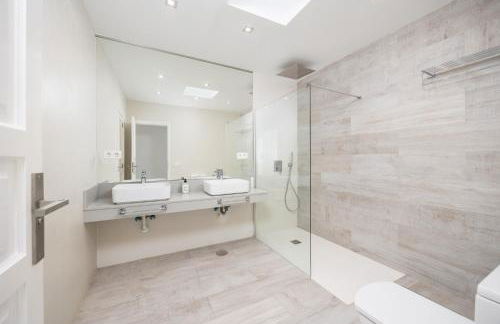 The View in T as With 4 Bedrooms and 4 Bathrooms - Foto 57