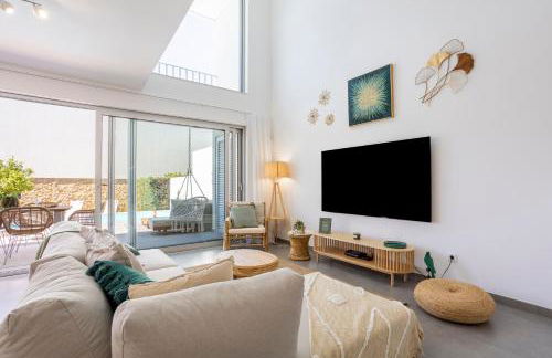 Stylish 3-Bedroom Villa Haven with a Private Pool - Foto 5