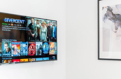 Modern Two Bed Apartment - Smart Tv - Wi-Fi - Parking 49C - Foto 11