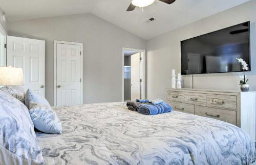 Fenced Yard and Ping-Pong Table Spacious Graham Gem - Foto 20