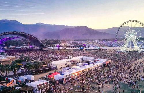 Stylish Gated TH + private heated pool + hot tub - Foto 45