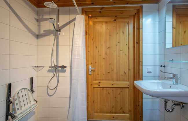 Restyled Wooden Lodge Near the Maasduinen - Foto 11