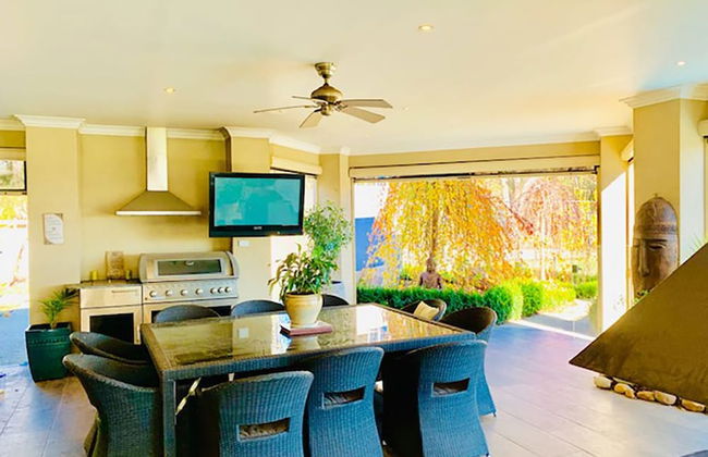 Grand Gippsland Home Sleeps Up To 28 - Foto 9