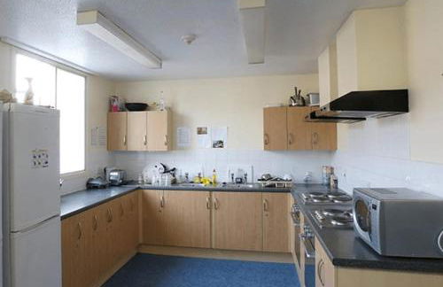 Ensuite Bedrooms with Shared Kitchen and Apartments at Simpsons Hall in Nottingham - Photo 27