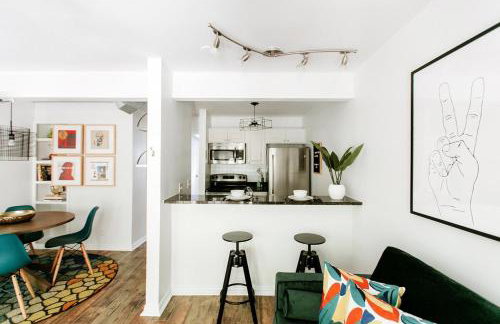 Neon Cool with Pool Clarksville by DT FREE PARKING - Foto 9