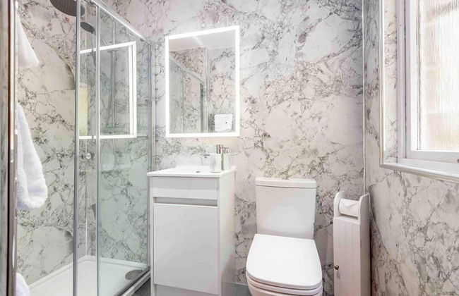 3 Bedroom Bungalow With Htub & Private Loch Access - Foto 16