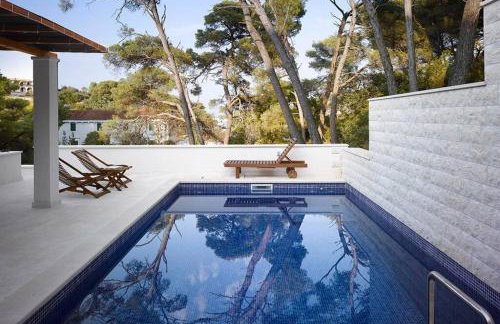 Private luxury Villa AZZURRO on Solta for up to 10 persons, free parking, very close to beach! FREE Kajak & Mountainbikes, GREAT living area & privacy! - Foto 22