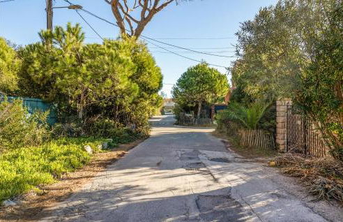 Awesome Apartment In Hyères With Wifi - Foto 10