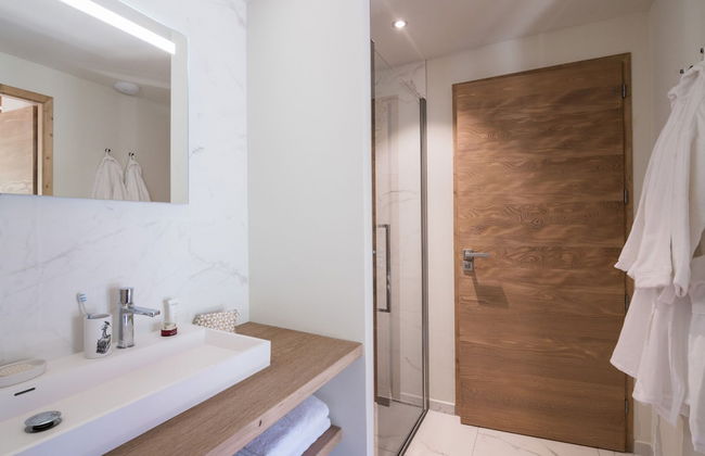 Chalet in Megeve With Mont-blanc Views - Photo 18