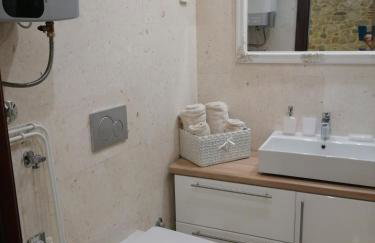 V&M Luxury Studio - Photo 16