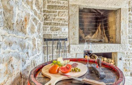 Rustic villa Kata with outdoor pool in Sveti Lovrec - Foto 27