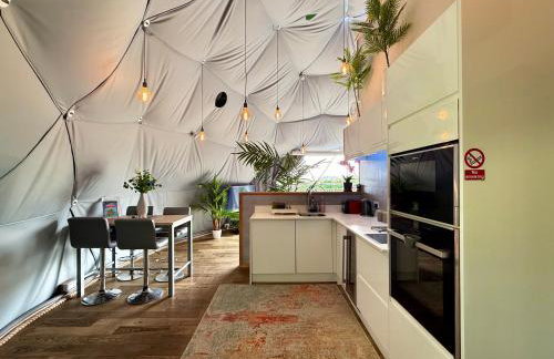 Sunridge Geodome with private Hot tub - Foto 12