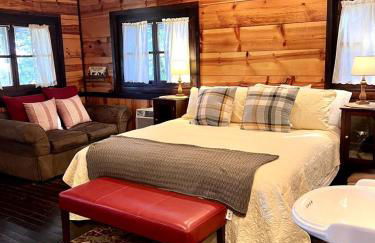 Romantic Ozarks Cabin Rental in Secluded Woodland near Branson, Missouri - Foto 4