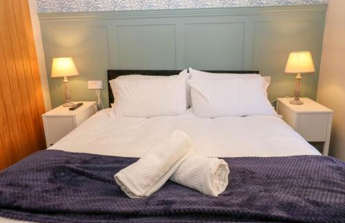 Courtyard Cottage Number 6 - Photo 7