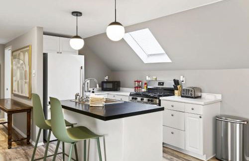 Upper Apt 5 Min to Holiday Valley 2 King Beds - Foto 1